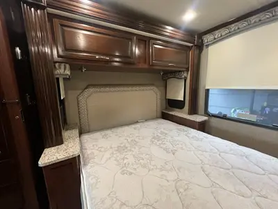 2018 Fleetwood Flair LXE photo 14