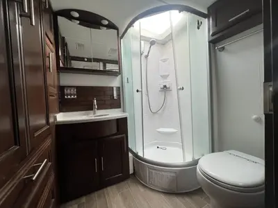 2021 Regency Conversions Ultra Brougham photo 15