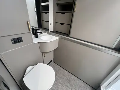 2025 Winnebago Navion photo 16