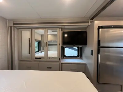 2023 Thor Motor Coach Hurricane photo 15