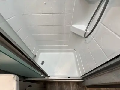2023 Thor Motor Coach Hurricane photo 18