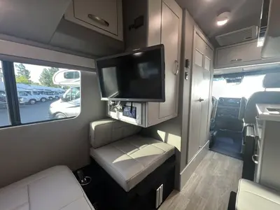 2024 Fleetwood Xcursion photo 13