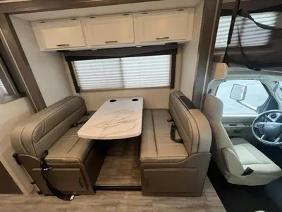 2025 Thor Motor Coach Four Winds photo 12