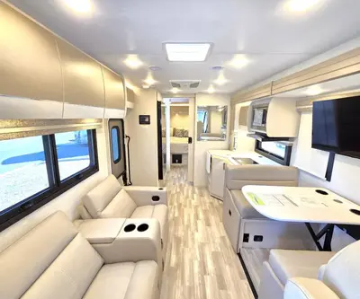 2026 Thor Motor Coach Vegas photo 5