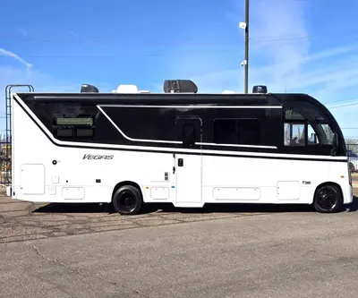 2026 Thor Motor Coach Vegas photo 22