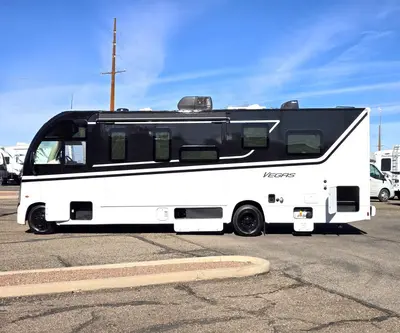 2026 Thor Motor Coach Vegas photo 25
