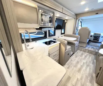2026 Thor Motor Coach Vegas photo 9