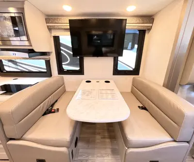 2026 Thor Motor Coach Vegas photo 7