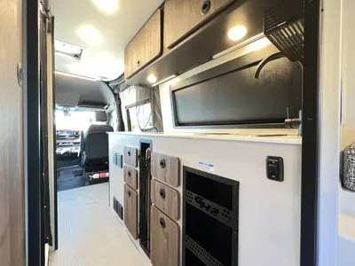 2026 Tiffin Motorhomes GH2 photo 8