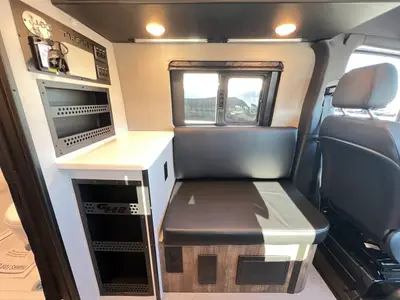 2026 Tiffin Motorhomes GH2 photo 11