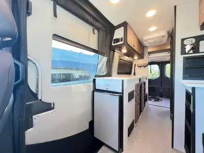 2026 Tiffin Motorhomes GH2 photo 6