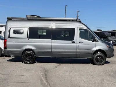 2026 Tiffin Motorhomes GH2 photo 18