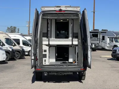 2026 Tiffin Motorhomes GH2 photo 2