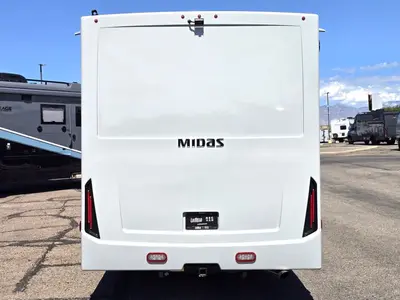 2026 Tiffin Motorhomes Midas photo 26