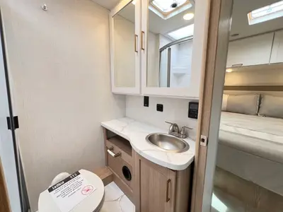 2027 Thor Motor Coach Chateau photo 18