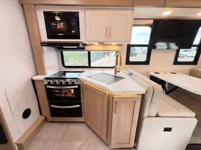 2027 Thor Motor Coach Chateau photo 8