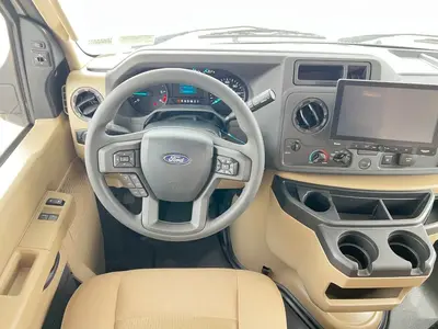 2027 Thor Motor Coach Chateau photo 2