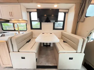 2027 Thor Motor Coach Chateau photo 7
