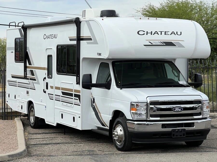 2027 Thor Motor Coach Chateau exterior