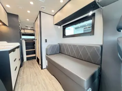 2026 Tiffin Motorhomes Open Trail photo 10