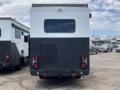 2026 Tiffin Motorhomes Open Trail photo 25