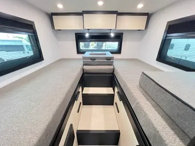 2026 Tiffin Motorhomes Open Trail photo 13