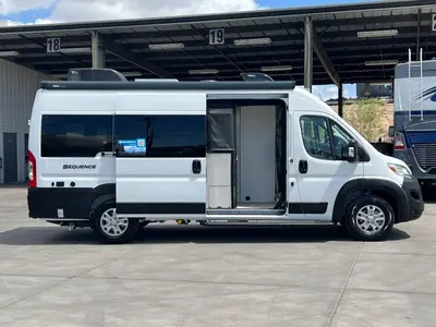 2027 Thor Motor Coach Sequence photo 19
