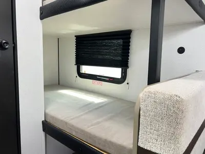 2026 Heartland Prowler Lynx photo 16