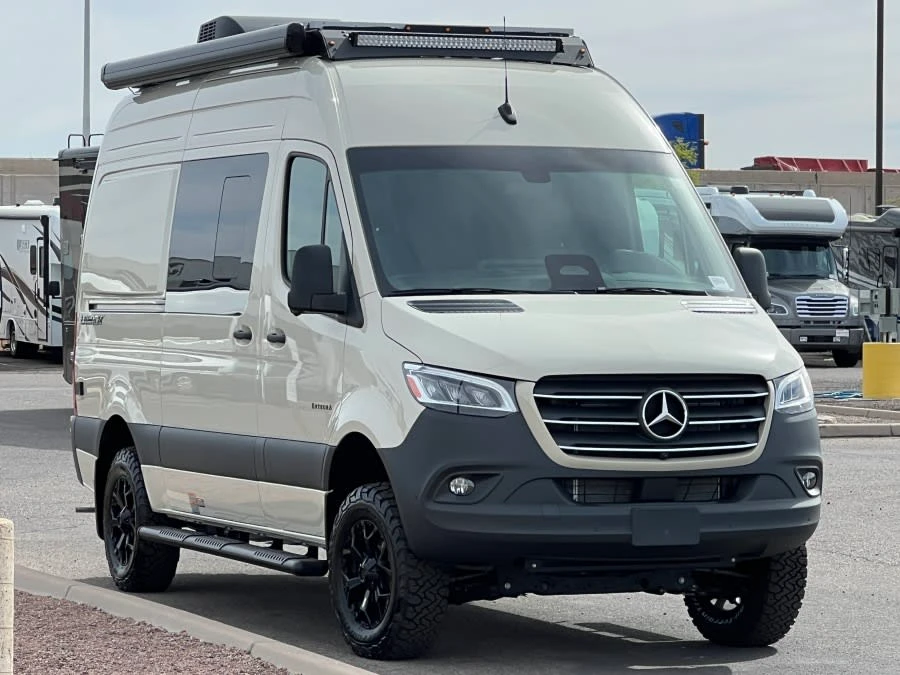 2027 Entegra Coach Launch exterior