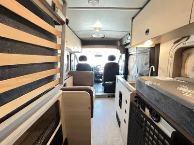 2027 Winnebago Solis Pocket photo 4
