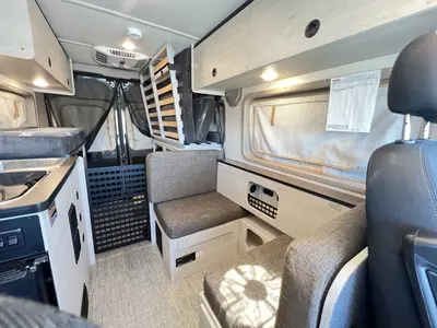 2027 Winnebago Solis Pocket photo 11