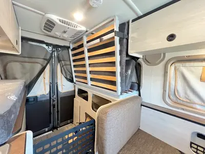 2027 Winnebago Solis Pocket photo 14