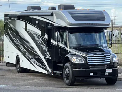 2026 Renegade Verona exterior