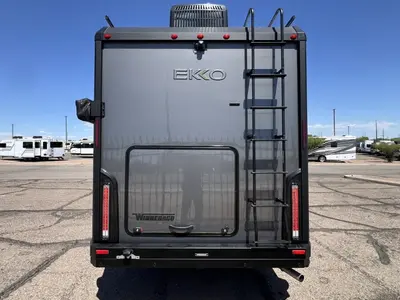 2027 Winnebago Ekko photo 25