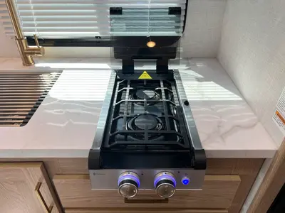 2027 Thor Motor Coach Chateau photo 10