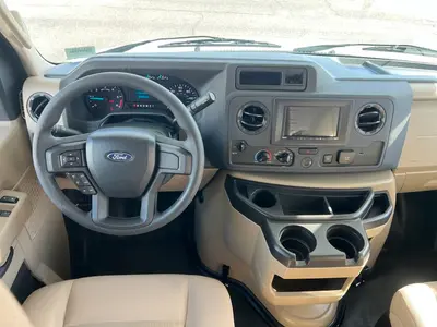 2027 Thor Motor Coach Chateau photo 2