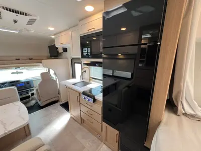 2027 Thor Motor Coach Chateau photo 8