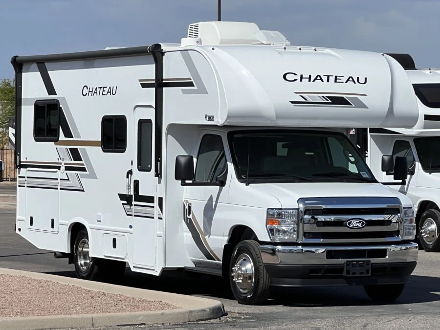 2027 Thor Motor Coach Chateau exterior