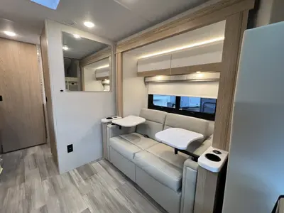 2027 Thor Motor Coach Gemini photo 12