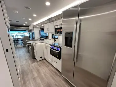 2027 Entegra Coach Vision XL photo 9