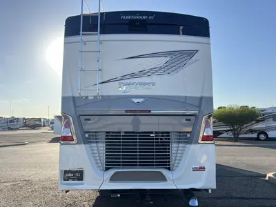 2027 Fleetwood Discovery photo 28