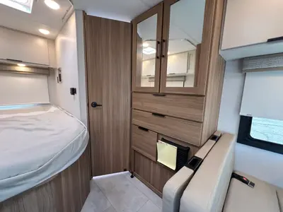 2027 Thor Motor Coach Chateau photo 15