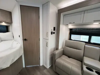 2027 Entegra Coach Odyssey photo 14