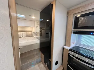 2027 Thor Motor Coach Chateau photo 9