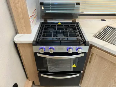 2027 Thor Motor Coach Chateau photo 11