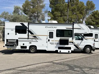 2027 Thor Motor Coach Chateau photo 21