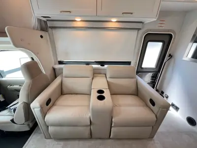 2027 Thor Motor Coach Chateau photo 14