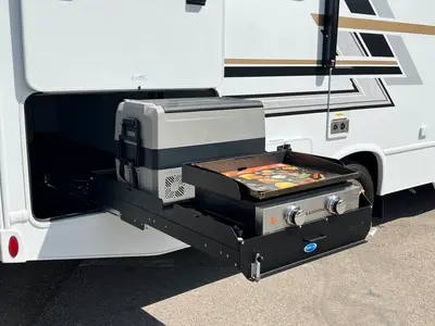 2027 Thor Motor Coach Chateau photo 22