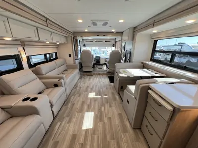 2027 Thor Motor Coach Windsport photo 3