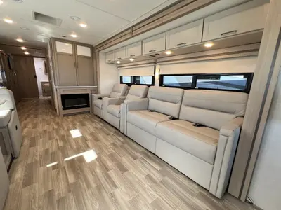 2027 Thor Motor Coach Windsport photo 14